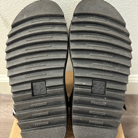 Dr. Martens Voss Women’s Leather Strap Sandals - Picture 8 of 8